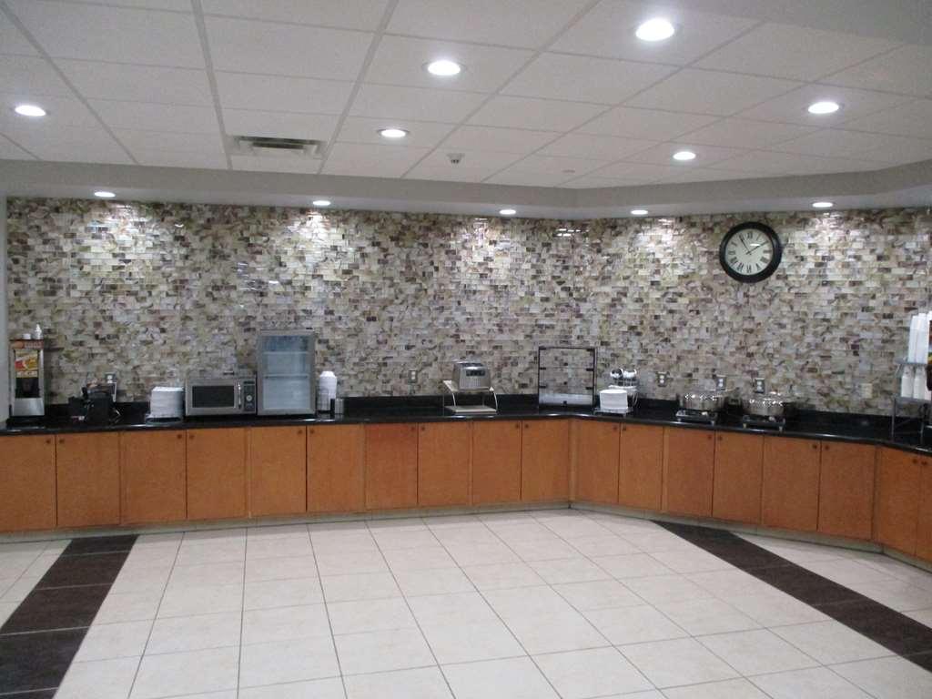 Best Western Plus Champaign/Urbana Inn Restoran gambar