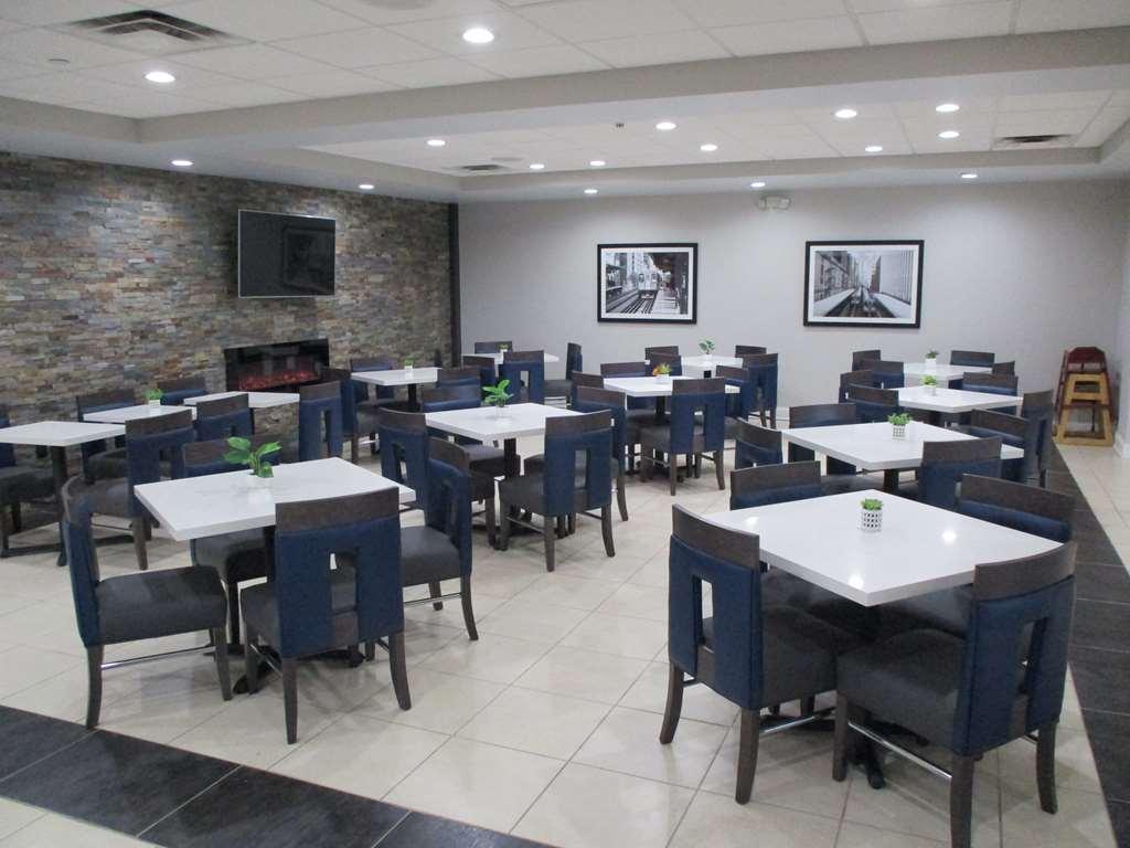 Best Western Plus Champaign/Urbana Inn Restoran gambar