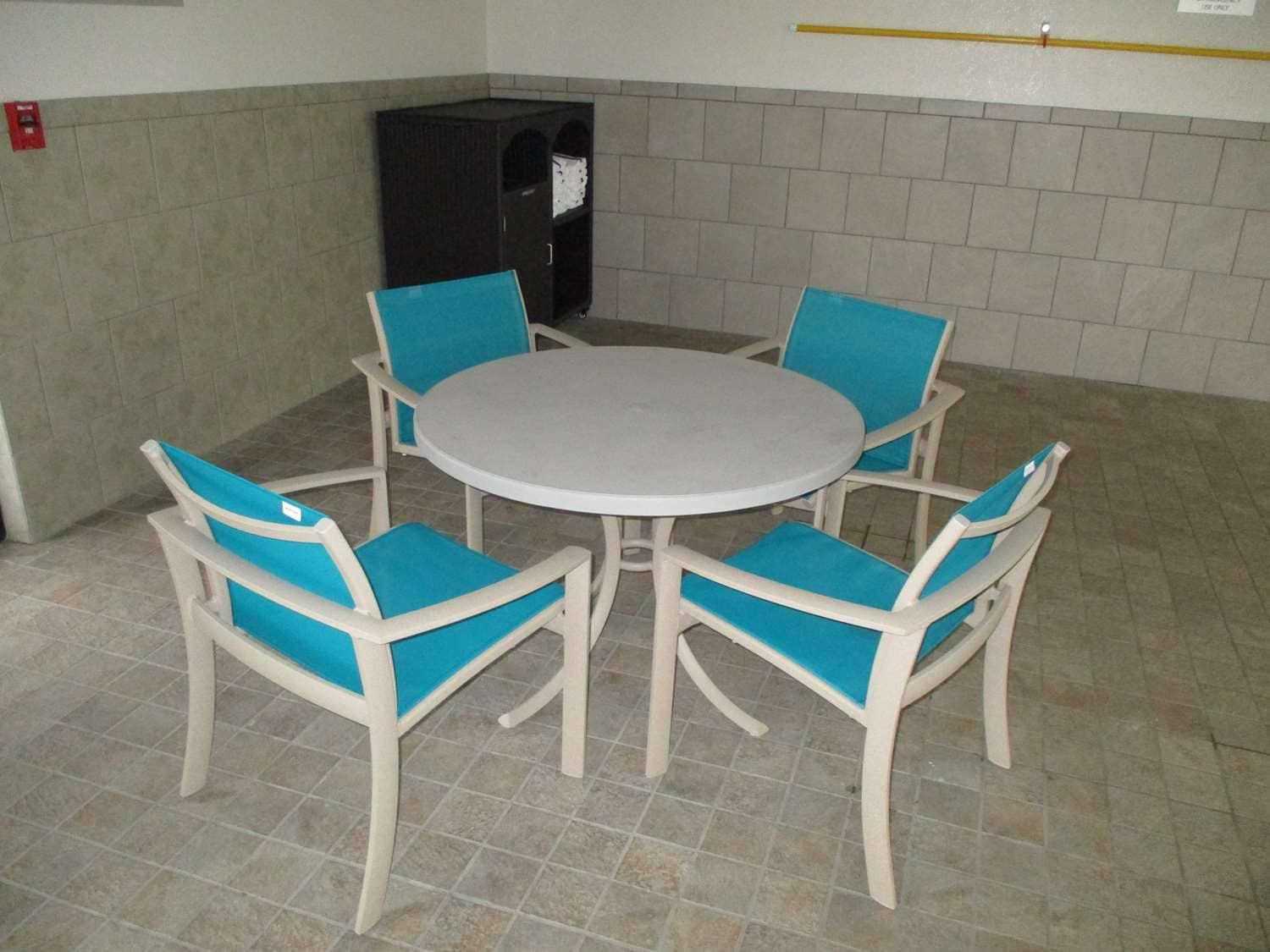 Best Western Plus Champaign/Urbana Inn Kemudahan gambar